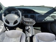 RENAULT d'occasion MEGANE RSI 1.6 16V CABRIOLET de 2000 Saint Maximin