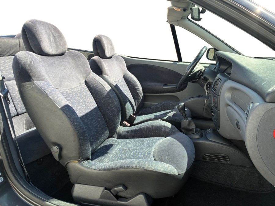 RENAULT d'occasion MEGANE RSI 1.6 16V CABRIOLET de 2000 Saint Maximin