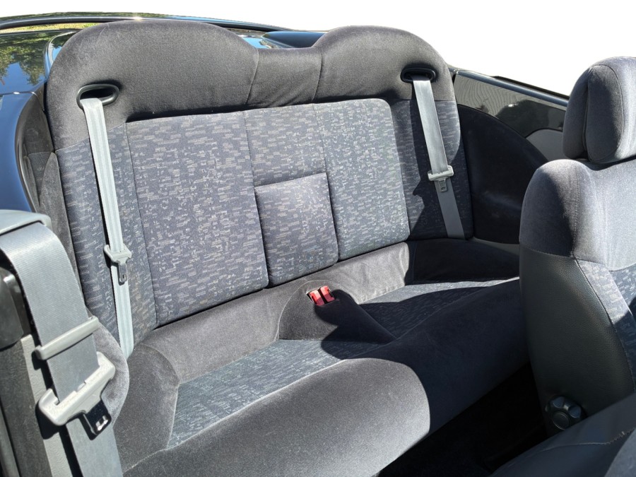 RENAULT d'occasion MEGANE RSI 1.6 16V CABRIOLET de 2000 Saint Maximin