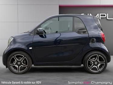 Smart fortwo coupe 0.9 90 ch  ba6 prime-entretiens a jour-toit panoramique-sieges en ncuir chauffants-accoudoir-camera et...