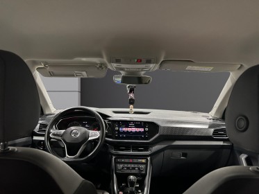 Volkswagen t-cross 1.0 tsi 115 start/stop bvm6 r-line - garantie 12 mois occasion simplicicar lyon ouest simplicicar...