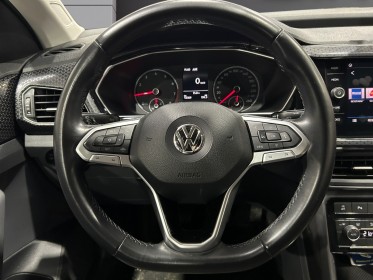 Volkswagen t-cross 1.0 tsi 115 start/stop bvm6 r-line - garantie 12 mois occasion simplicicar lyon ouest simplicicar...