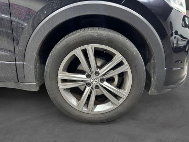Volkswagen t-cross 1.0 tsi 115 start/stop bvm6 r-line - garantie 12 mois occasion simplicicar lyon ouest simplicicar...