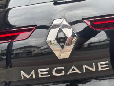 Renault megane iv berline blue dci 115 edc intens occasion simplicicar livry gargan simplicicar simplicibike france