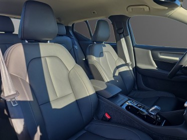 Volvo xc40 163 ch b3 plus 1ère main révisée garantie 12 mois intérieur cuir harman kardon sièges électriques à......