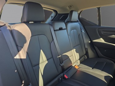 Volvo xc40 163 ch b3 plus 1ère main révisée garantie 12 mois intérieur cuir harman kardon sièges électriques à......