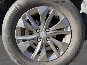 Peugeot 2008 puretech 100 ss bvm6 style garantie 12 mois occasion simplicicar lyon nord simplicicar simplicibike france