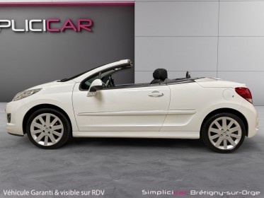 Peugeot 207 cc 1.6 vti 120ch sport faible kilométrage garantie 12 mois occasion simplicicar bretigny-sur-orge simplicicar...