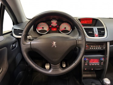 Peugeot 207 cc 1.6 vti 120ch sport faible kilométrage garantie 12 mois occasion simplicicar bretigny-sur-orge simplicicar...