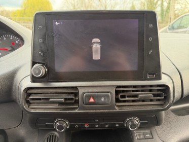 Peugeot partner  1.5 bluehdi 130 eat8 m 650 kg  très bon état garantie 12 mois occasion simplicicar mery-sur-oise...