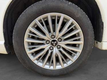 Mitsubishi outlander phev 2.4l phev twin motor 4wd business attelage sièges chauffants caméra de recul garantie 12 mois...