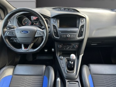 Ford focus sw 2.0 ecoboost 250 ss st - suivi complet/bluetooth/radar ar/régul - garantie 12  mois occasion simplicicar...