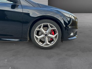 Ford focus sw 2.0 ecoboost 250 ss st - suivi complet/bluetooth/radar ar/régul - garantie 12  mois occasion simplicicar...