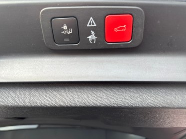 Peugeot 5008 bluehdi 130ch ss eat8 gt line suivi constructeur 7 places avec hayon et attelage amovible occasion simplicicar...