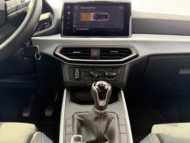 Seat arona 1.0 tsi 95 ch start/stop bvm5 urban  garantie 12 mois   caméra de recul occasion simplicicar lyon nord...