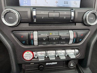 Ford mustang convertible 2.3 ecoboost 317 sièges av chauffants et ventilés sièges cuir garantie 12 mois occasion...