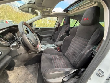 Renault megane iv berline rs trophy tce 300 edc occasion simplicicar vaucresson simplicicar simplicibike france