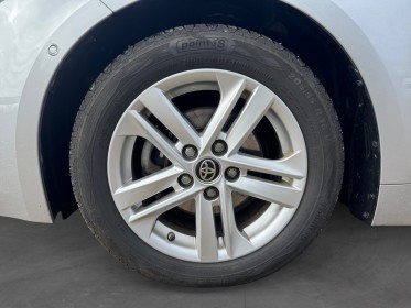 Toyota corolla hybride my22 122h dynamic-garantie 12 mois occasion simplicicar evreux simplicicar simplicibike france