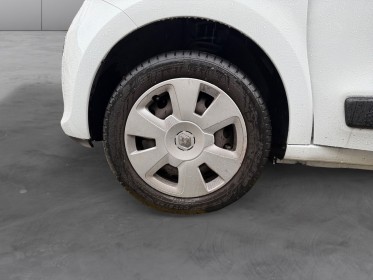 Renault twingo iii 1.0 sce 70 e6c occasion paris 17ème (75)(porte maillot) simplicicar simplicibike france