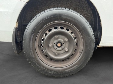 Ford transit custom fourgon 300 l1h2 2.0 ecoblue 130 bva active occasion simplicicar coeur d'yvelines - auto expo 78...