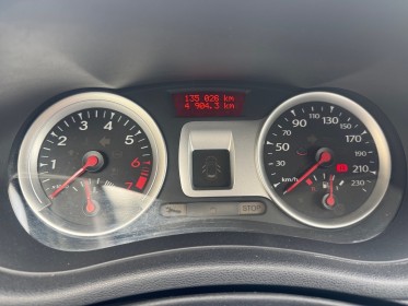 Renault clio iii 75ch 1.2l eco2 expression clim garantie 12 mois occasion montpellier (34) simplicicar simplicibike france