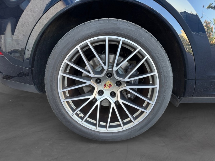 PORSCHE d'occasion CAYENNE 3.0 V6 E-HYBRID COUPE PLATINIUM EDITION de