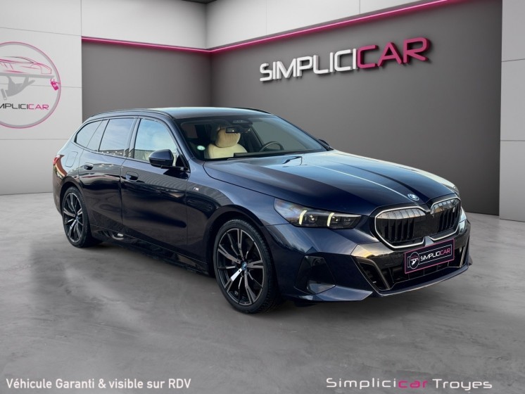 Bmw i5 touring  e-drive40 m sport caméra 360 affichage tête haute attelage garantie 12 mois occasion barberey simplicicar...