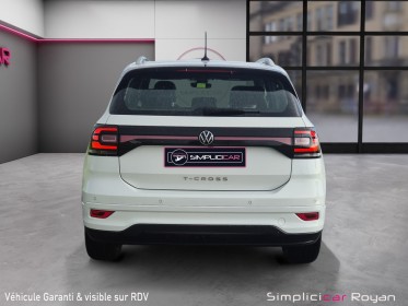Volkswagen t-cross 1.0 tsi 115 start/stop dsg7 r-line garantie 12 mois / entretiens a jour occasion simplicicar royan...