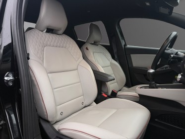 Renault clio v tce 100 initiale paris camera de recul apple carplay garantie 12 mois occasion simplicicar toulouse sud...