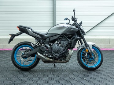 Yamaha mt 07 ceramic grey full abs feux full led garantie constructeur occasion barberey simplicicar simplicibike france