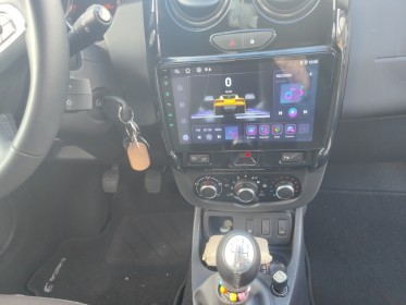 Dacia duster dci 110 4x2 black touch 2017 android car play tactile  barres de toit et 2 chaines neige neuves occasion...