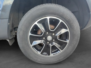 Dacia duster dci 110 4x2 black touch 2017 android car play tactile  barres de toit et 2 chaines neige neuves occasion...