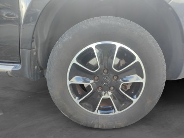 Dacia duster dci 110 4x2 black touch 2017 android car play tactile  barres de toit et 2 chaines neige neuves occasion...