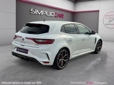 Renault megane iv berline tce 300 edc rs trophy recaro bose  régulateur adaptatif garantie 12 mois occasion barberey...
