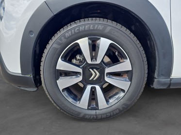 Citroen c3 c3 110 ch ss shine caméra de recul apple carplay 1ére main révisée garantie 12 mois courroie ok roue de...