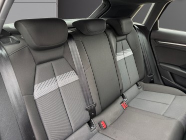 Audi a3 sportback 40 tfsie 204 s tronic 6 s line sièges baquets carplay park assist garantie 12 mois occasion simplicicar...
