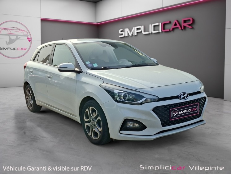 Hyundai i20 1.0 t-gdi 100 dct-7 intuitive grarantie 12 mois occasion simplicicar villepinte simplicicar simplicibike france