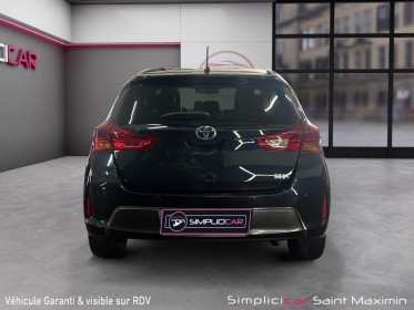 Toyota auris hybride 136h dynamic occasion simplicicar st-maximin simplicicar simplicibike france