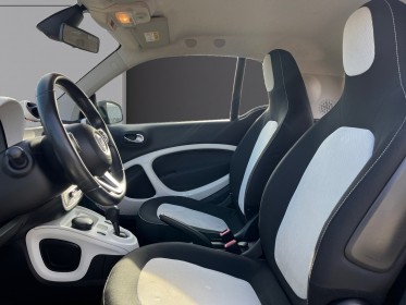 Smart fortwo coupe 1.0 71 ch ss ba6 passion bluetooth occasion simplicicar toulouse nord simplicicar simplicibike france