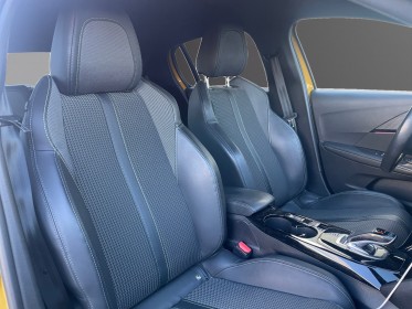 Peugeot 208 1.2 100 ch gt eat 8 rapports / entretien complet à jour / garantie 12 mois occasion simplicicar royan...