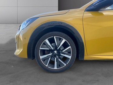 Peugeot 208 1.2 100 ch gt eat 8 rapports / entretien complet à jour / garantie 12 mois occasion simplicicar royan...