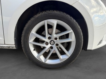 Seat leon 2.0 tdi 150 start/stop style radar av/ar intérieur semi cuir alcantara garantie 12 mois occasion simplicicar...
