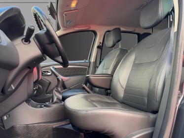 Dacia duster 1.6 16v 105 gpl 4x2 ambiance entretiens a jour gpl / essence garantie 12 mois occasion simplicicar le raincy...