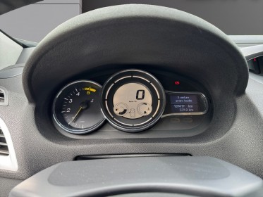 Renault megane iii coupe dci 110 energy intens bluetooth régulateur attelage radar ar garantie 12 mois occasion simplicicar...