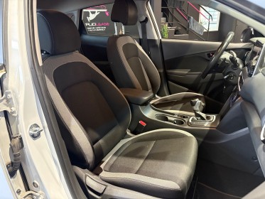 Hyundai kona hybrid 141cv business garantie 12 mois occasion  simplicicar aix les bains simplicicar simplicibike france