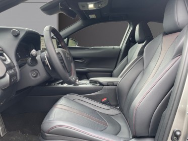Lexus ux 300h 2wd f sport executive gps to sièges élec chauffants 360° garantie 36 mois occasion simplicicar genevois...