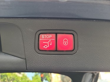 Mercedes glc 300 de 9g-tronic 4matic amg line toit ouvrant sieges électriques chauffants entretiens mercedes garantie 12...