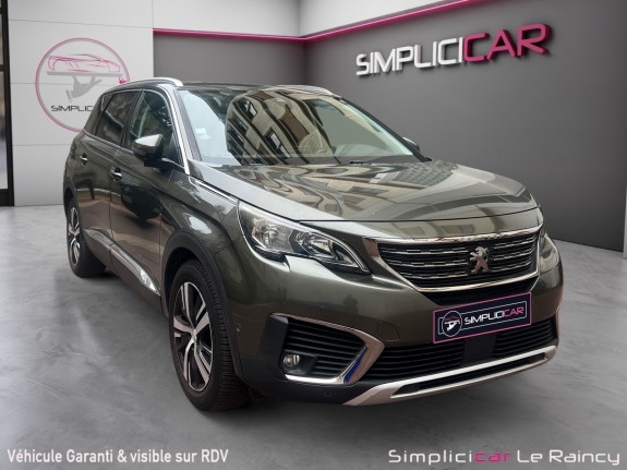Peugeot 5008 puretech 130ch ss bvm6 allure 7 places kit de distribution et triangle changés très bon état garantie 12 mois...