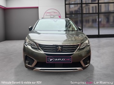 Peugeot 5008 puretech 130ch ss bvm6 allure 7 places kit de distribution et triangle changés très bon état garantie 12 mois...