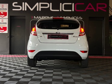 Ford fiesta 1.0 ecoboost 100 ss titanium garantie 12 mois occasion  simplicicar aix les bains simplicicar simplicibike france